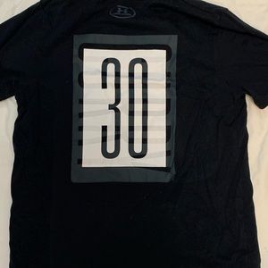 Boys Under Armour T shirt. Youth XL